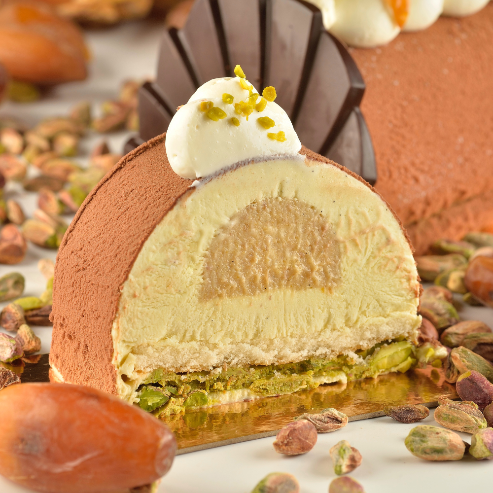 Bûche Signature Maître Dattier – Datte & Pistache